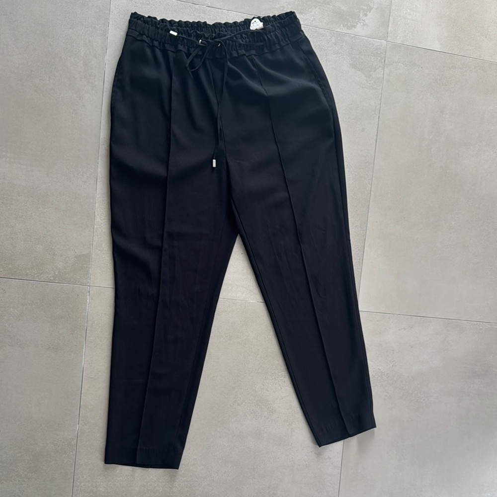 Woman’s Black Drawstring Pants